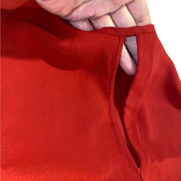 Women’s sz Large red handkerchief hem tank by New York & Co nwt’s - Picture 7 of 8